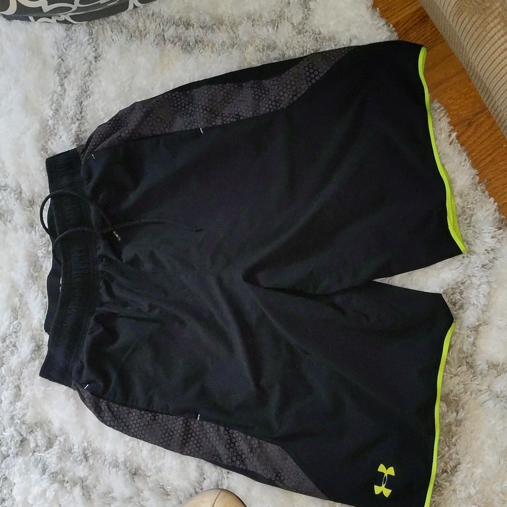 Men's Under armour shorts